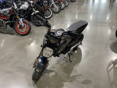 More photos of 2023 Honda Grom at Dell's Honda Powerhouse, MO