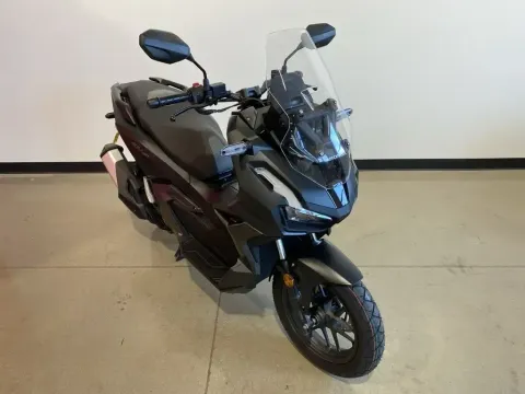 Photos of 2027 Honda ADV 160 for sale in Grain Valley, MO at Dell's Honda Powerhouse