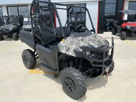 Photos of 2026 Honda Pioneer 700 Forest for sale in Grain Valley, MO at Dell's Honda Powerhouse