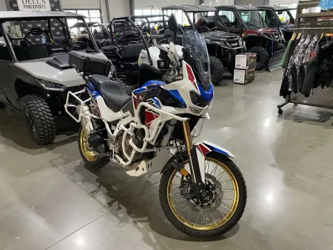 Photos of 2022 Honda Africa Twin Adventure Sports ES for sale in Grain Valley, MO at Dell's Honda Powerhouse