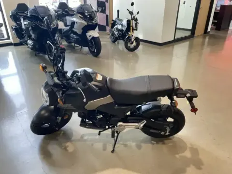 More photos of 2026 Honda Grom SP at Dell's Honda Powerhouse, MO