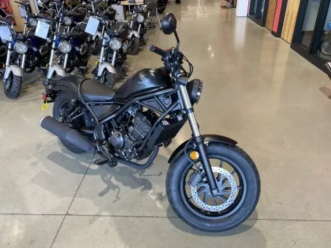 Photos of 2025 Honda Rebel 300 for sale in Grain Valley, MO at Dell's Honda Powerhouse