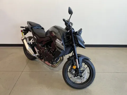 Photos of 2025 Honda CB750 Hornet for sale in Grain Valley, MO at Dell's Honda Powerhouse