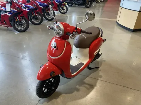 More photos of 2026 HONDA METROPOLITAN at Dell's Honda Powerhouse, MO