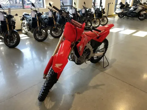 More photos of 2026 Honda CRF 250R at Dell's Honda Powerhouse, MO