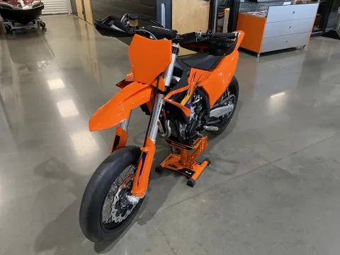 More photos of 2026 KTM 450 SMR at Dell's Powersports, MO