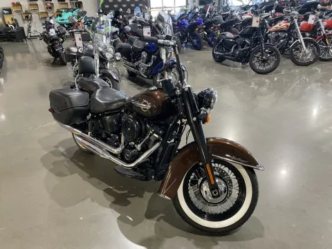 Photos of 2019 Harley-Davidson Softail Heritage Classic for sale in Grain Valley, MO at Dell's Powersports