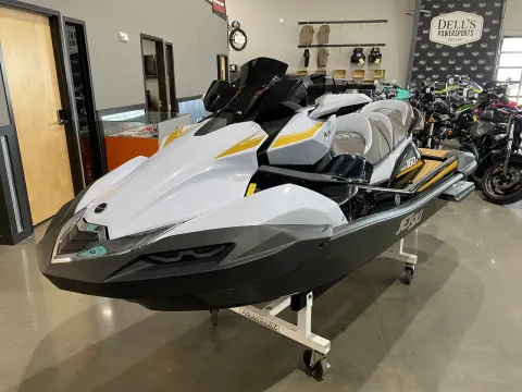More photos of 2026 Kawasaki Jet Ski Ultra 160 LX at Dell's Powersports, MO