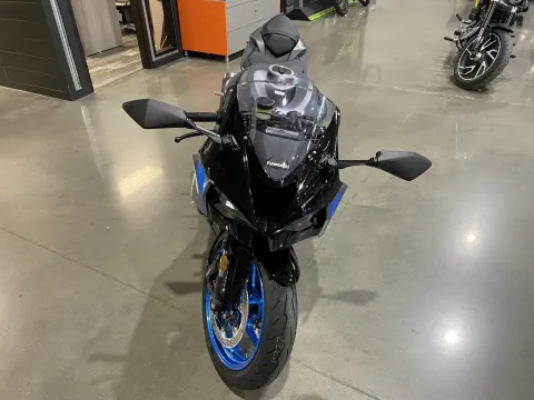 Another view of 2026 Kawasaki NINJA ZX-6R ABS for sale in Grain Valley, MO at Dell's Powersports