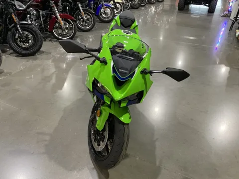 Another view of 2026 Kawasaki Ninja ZX-6R Base for sale in Grain Valley, MO at Dell's Powersports