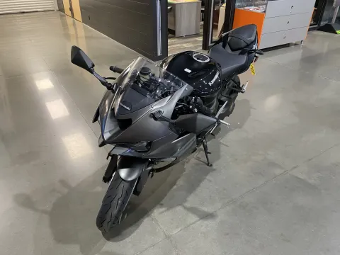 More photos of 2026 Kawasaki NINJA ZX-6R ABS at Dell's Powersports, MO