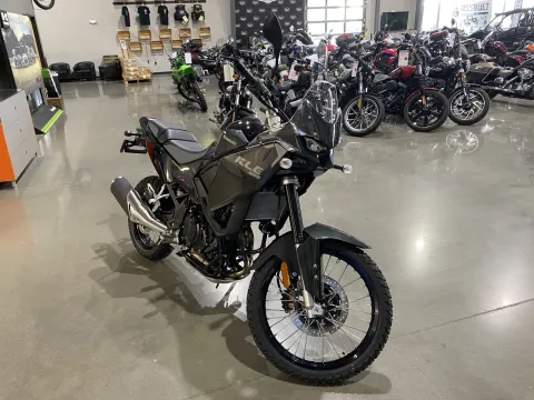 Photos of 2026 Kawasaki KLE500 ABS for sale in Grain Valley, MO at Dell's Powersports