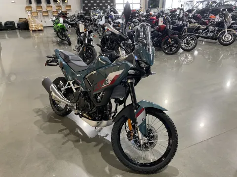 Photos of 2026 Kawasaki KLE500 SE ABS for sale in Grain Valley, MO at Dell's Powersports