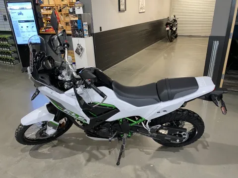 More photos of 2026 Kawasaki KLE500 SE ABS at Dell's Powersports, MO