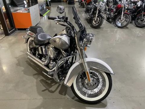 Photos of 2009 Harley-Davidson Softail Deluxe for sale in Grain Valley, MO at Dell's Powersports