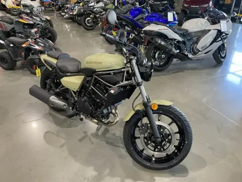 Photos of 2025 Kawasaki Eliminator for sale in Grain Valley, MO at Dell's Powersports