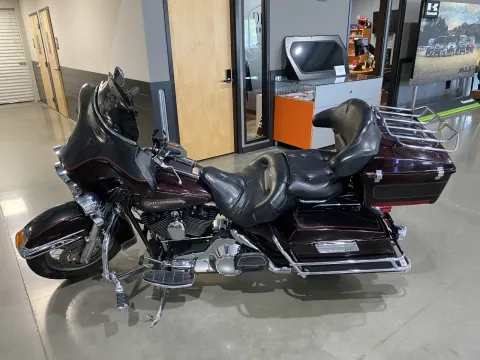 More photos of 2005 Harley-Davidson Electra Glide Classic at Dell's Powersports, MO