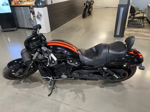 More photos of 2008 Harley-Davidson VRSC Night Rod Special at Dell's Powersports, MO