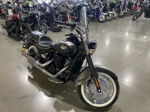 Photos of 2018 Kawasaki Vulcan 900 Classic for sale in Grain Valley, MO at Dell's Powersports