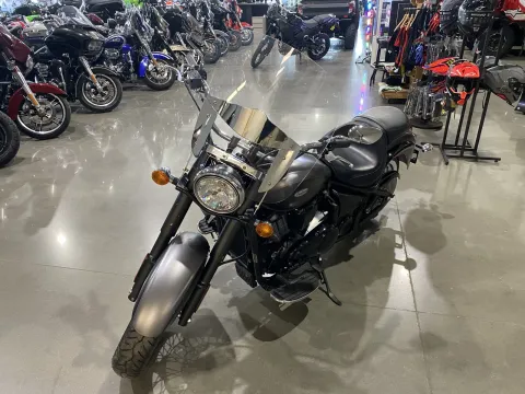 More photos of 2018 Kawasaki Vulcan 900 Classic at Dell's Powersports, MO