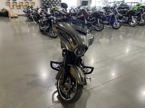 Another view of 2016 Harley-Davidson Street Glide Special for sale in Grain Valley, MO at Dell's Powersports