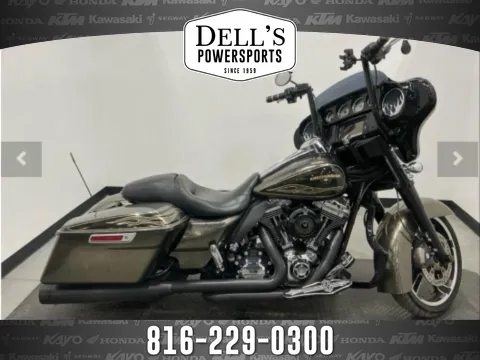 Gold 2016 Harley-Davidson Street Glide Special for sale in Grain Valley, MO