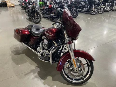 Photos of 2014 Harley-Davidson Street Glide Special for sale in Grain Valley, MO at Dell's Powersports