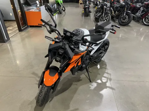 More photos of 2027 KTM 990 Duke at Dell's Powersports, MO