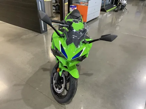 Another view of 2026 Kawasaki Ninja 500 for sale in Grain Valley, MO at Dell's Powersports