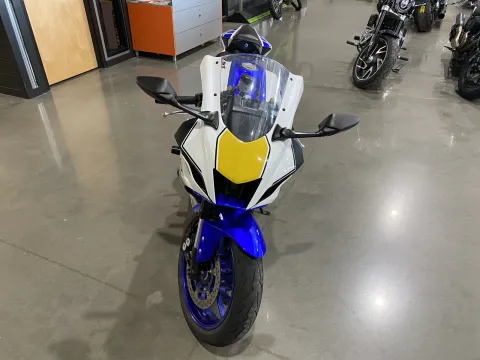 Another view of 2024 Yamaha YZF R7 for sale in Grain Valley, MO at Dell's Powersports