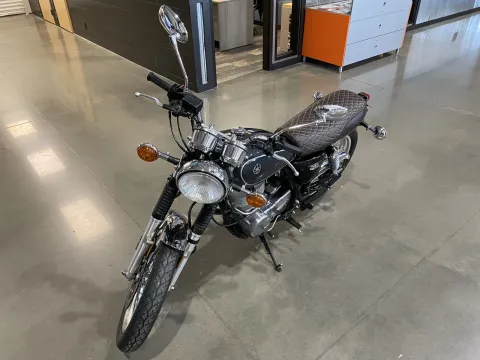 More photos of 2015 Yamaha SR400 at Dell's Powersports, MO