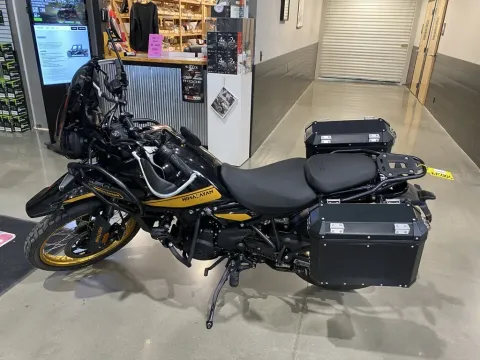 More photos of 2025 Royal Enfield Himalayan 450 at Dell's Powersports, MO