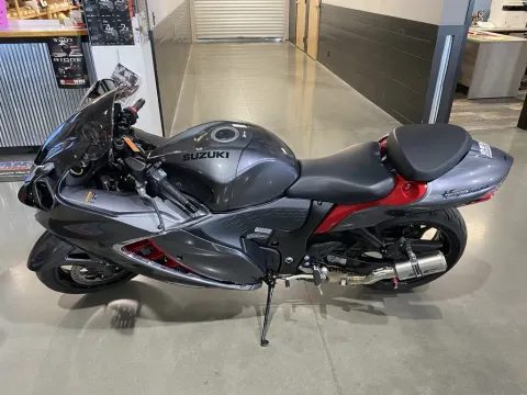 More photos of 2023 Suzuki Hayabusa 1340 at Dell's Powersports, MO