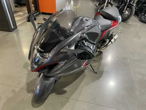 More photos of 2023 Suzuki Hayabusa 1340 at Dell's Powersports, MO