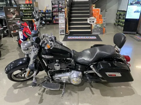 More photos of 2015 Harley-Davidson Dyna Switchback at Dell's Powersports, MO