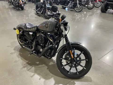 Photos of 2022 Harley-Davidson Sportster Iron 883 for sale in Grain Valley, MO at Dell's Powersports