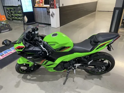 More photos of 2024 Kawasaki Ninja 500 at Dell's Powersports, MO