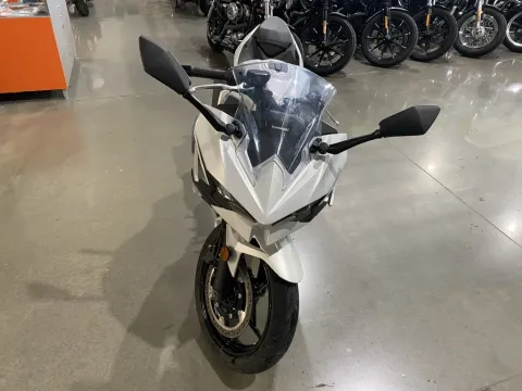 Another view of 2025 Kawasaki Ninja 500 ABS for sale in Grain Valley, MO at Dell's Powersports