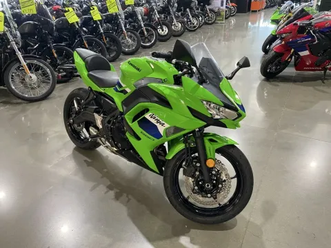 Photos of 2026 Kawasaki Ninja 650 ABS for sale in Grain Valley, MO at Dell's Powersports
