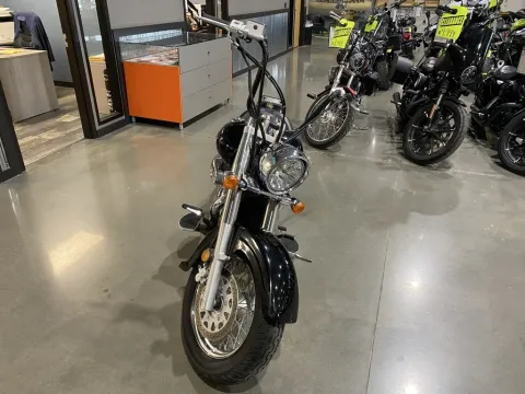 Another view of 2006 Suzuki Boulevard for sale in Grain Valley, MO at Dell's Powersports