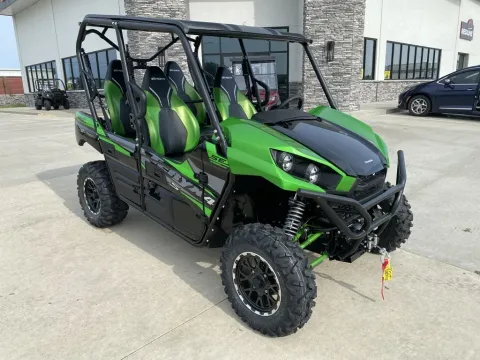 Photos of 2025 Kawasaki Teryx4 S SE for sale in Grain Valley, MO at Dell's Powersports