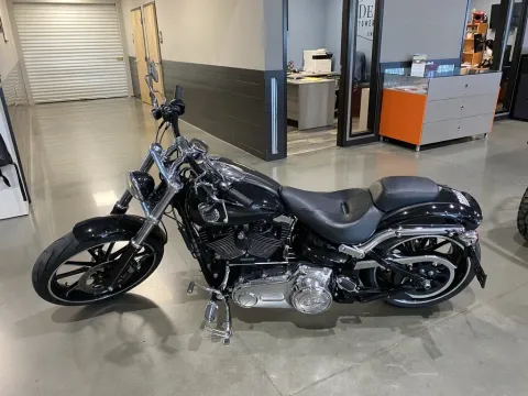 More photos of 2014 Harley-Davidson Softail Breakout at Dell's Powersports, MO