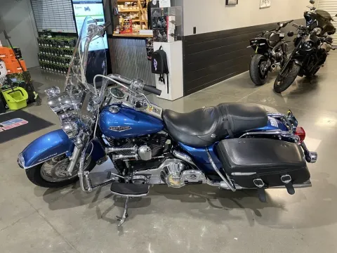 More photos of 2006 Harley-Davidson Road King Classic at Dell's Powersports, MO