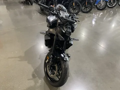 Another view of 2024 Yamaha MT 09 for sale in Grain Valley, MO at Dell's Powersports
