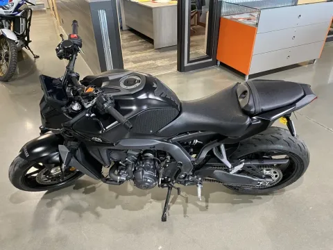 More photos of 2024 Yamaha MT 09 at Dell's Powersports, MO