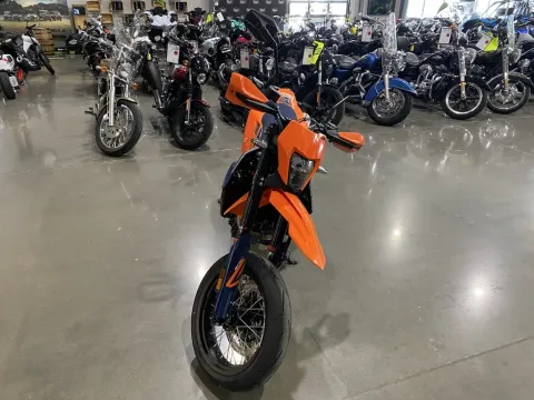 Another view of 2026 KTM SMC 690 R for sale in Grain Valley, MO at Dell's Powersports