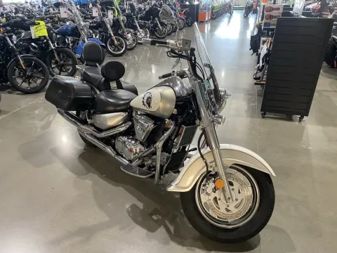 Photos of 2004 Suzuki Intruder LC 1500 for sale in Grain Valley, MO at Dell's Powersports