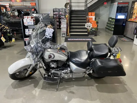 More photos of 2004 Suzuki Intruder LC 1500 at Dell's Powersports, MO