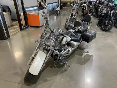 More photos of 2004 Suzuki Intruder LC 1500 at Dell's Powersports, MO