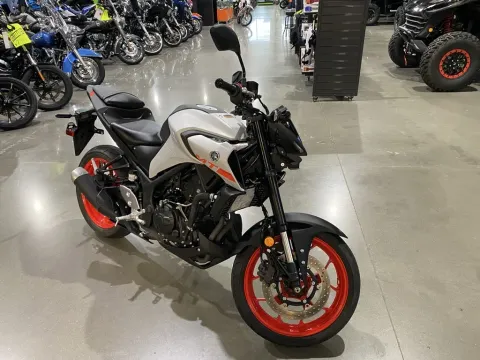 Photos of 2020 Yamaha MT 03 for sale in Grain Valley, MO at Dell's Powersports